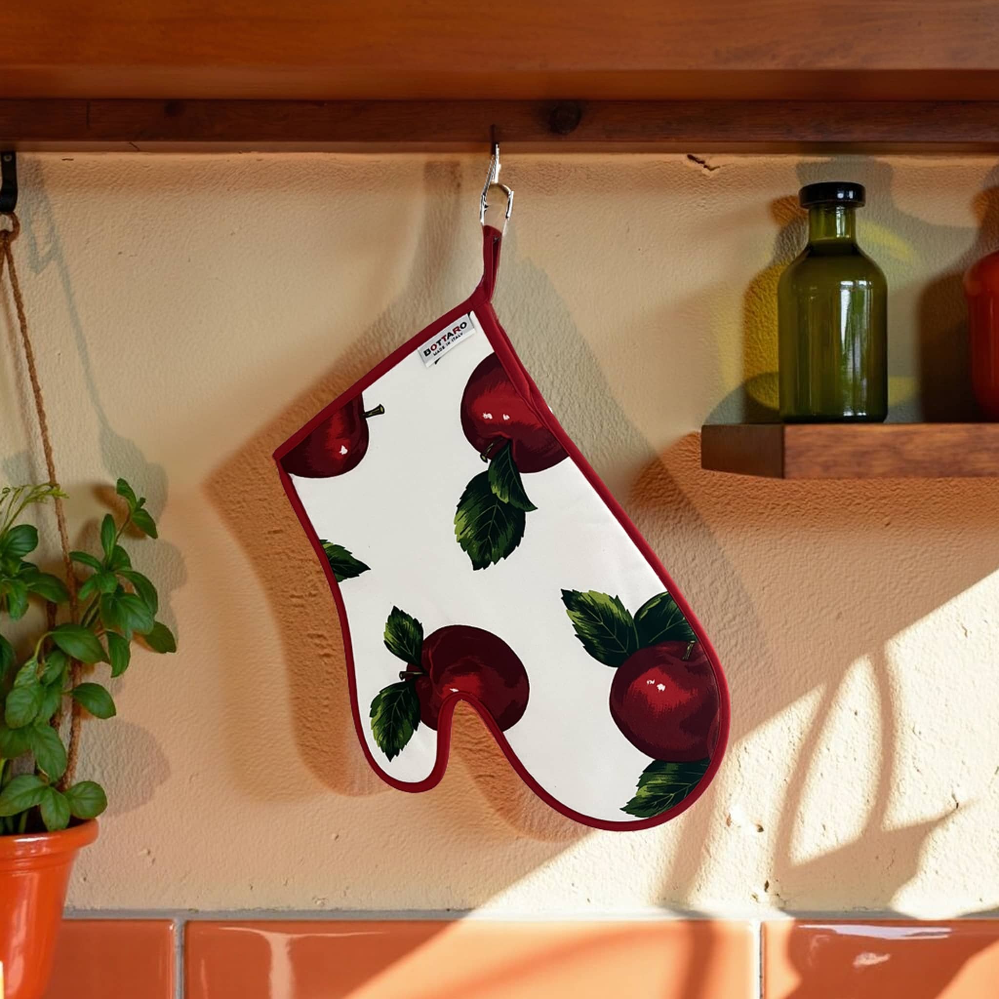 Mela Rossa Oven Glove