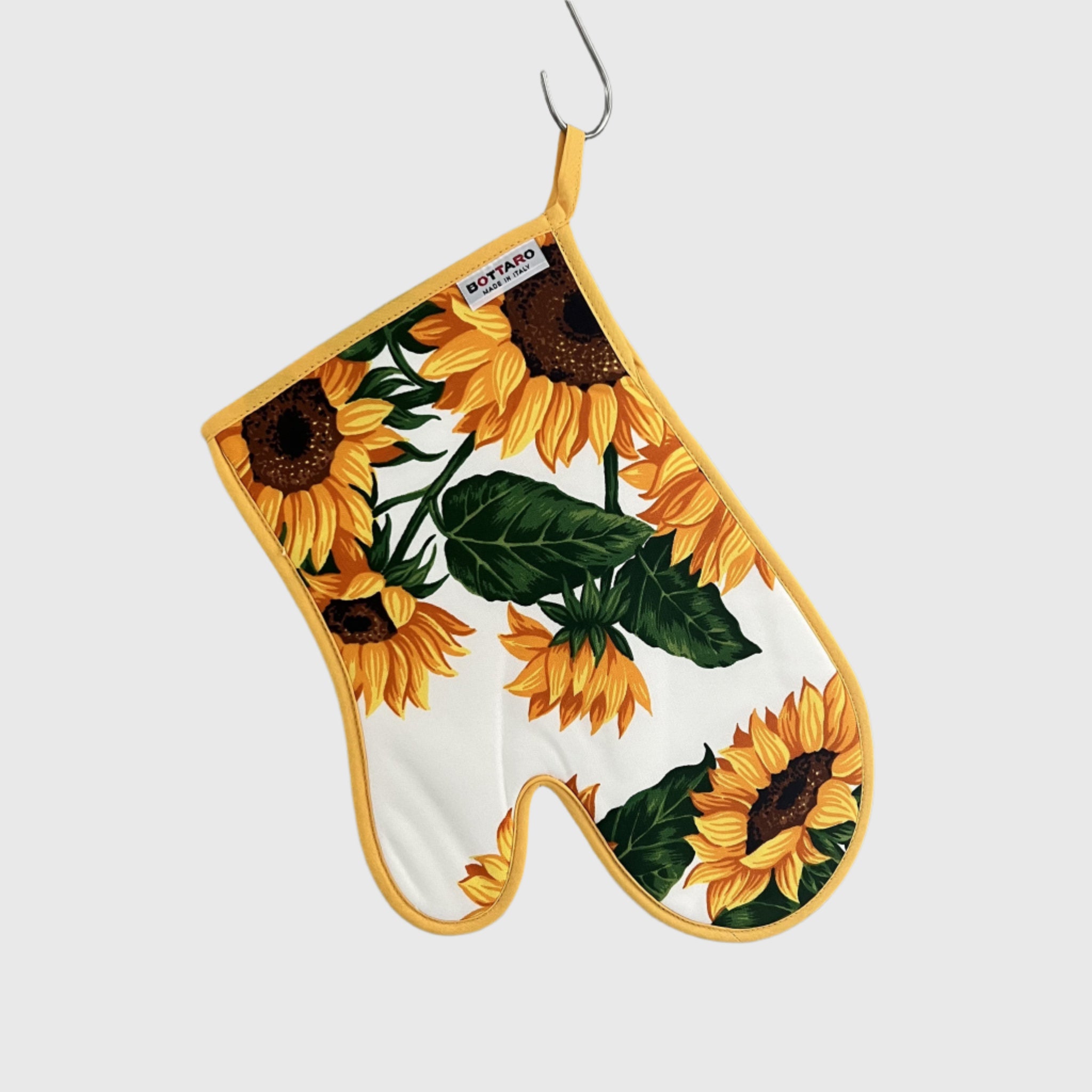 Oven glove with sunflower design